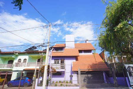 Casa à venda com 260m², 3 quartos e 4 vagasFachada 