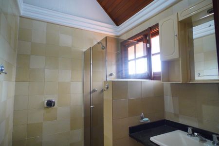 Casa à venda com 260m², 3 quartos e 4 vagasBanheiro 