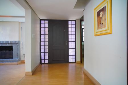 Casa à venda com 260m², 3 quartos e 4 vagasHall  de entrada 