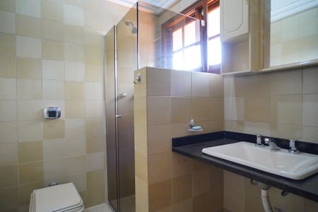 Casa à venda com 260m², 3 quartos e 4 vagasBanheiro 