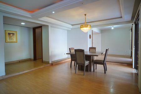 Sala de casa à venda com 3 quartos, 260m² em Jardim Itu, Porto Alegre