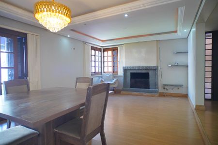 Sala de casa à venda com 3 quartos, 260m² em Jardim Itu, Porto Alegre