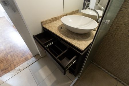 Apartamento à venda com 57m², 1 quarto e 1 vagaBanheiro