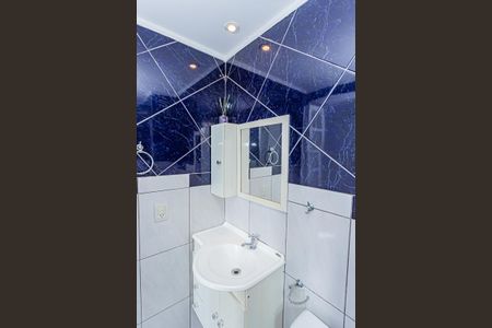 Apartamento à venda com 64m², 3 quartos e 2 vagas Apartamento à venda com 64m², 3 quartos e 2 vagasBanheiro da Suíte