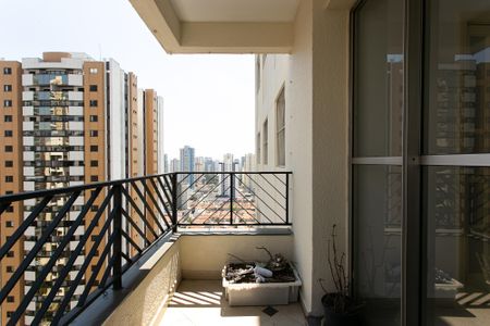Apartamento à venda com 106m², 3 quartos e 2 vagas Apartamento à venda com 106m², 3 quartos e 2 vagasVaranda da Sala