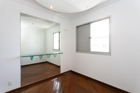 Apartamento à venda com 106m², 3 quartos e 2 vagas Apartamento à venda com 106m², 3 quartos e 2 vagasSuíte