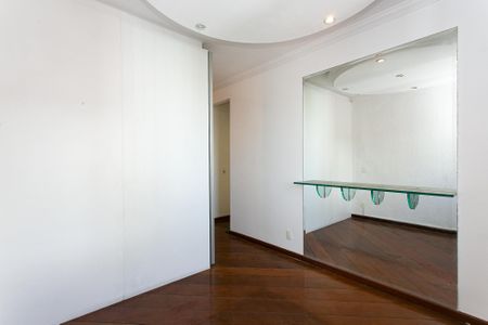 Apartamento à venda com 106m², 3 quartos e 2 vagas Apartamento à venda com 106m², 3 quartos e 2 vagasSuíte