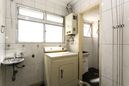 Apartamento à venda com 106m², 3 quartos e 2 vagas Apartamento à venda com 106m², 3 quartos e 2 vagasÁrea de Serviço