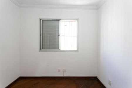 Apartamento à venda com 106m², 3 quartos e 2 vagas Apartamento à venda com 106m², 3 quartos e 2 vagasQuarto 2