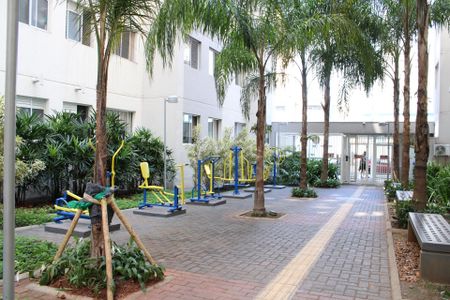 Apartamento à venda com 45m², 2 quartos e sem vagaÁrea comum - Entrada