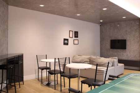 Apartamento à venda com 45m², 2 quartos e sem vagaÁrea comum - Jogos