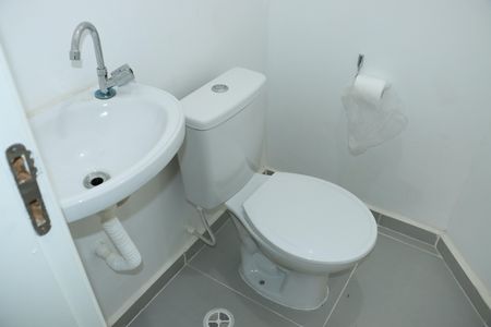 Casa de condomínio para alugar com 47m², 2 quartos e 1 vagaBanheiro