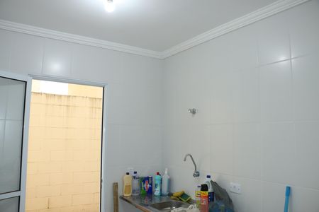 Sala/Cozinha de casa de condomínio para alugar com 2 quartos, 47m² em Chácara Ondas Verdes, Cotia