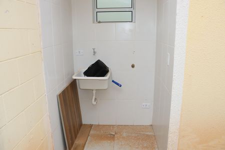 Área de Serviço de casa de condomínio para alugar com 2 quartos, 47m² em Chácara Ondas Verdes, Cotia