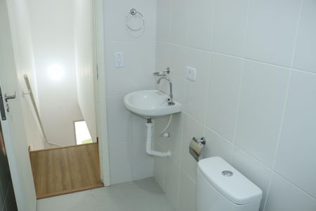 Casa de condomínio para alugar com 47m², 2 quartos e 1 vagaBanheiro