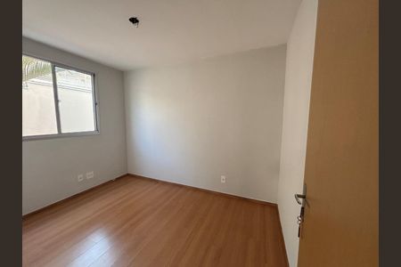 Apartamento à venda com 81m², 2 quartos e 2 vagas Apartamento à venda com 81m², 2 quartos e 2 vagasSegundo Quarto