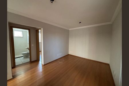Apartamento à venda com 81m², 2 quartos e 2 vagas Apartamento à venda com 81m², 2 quartos e 2 vagasSala