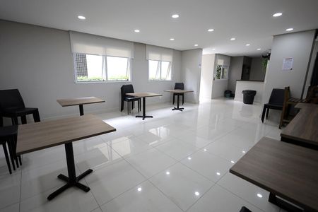 Apartamento à venda com 64m², 2 quartos e 1 vagaÁrea comum - Salão de festas