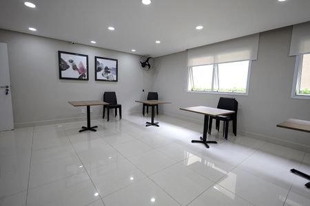 Apartamento à venda com 64m², 2 quartos e 1 vagaÁrea comum - Salão de festas