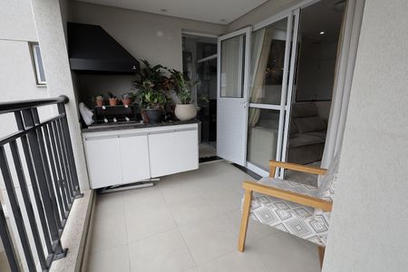 Apartamento à venda com 64m², 2 quartos e 1 vagaSacada Gourmet