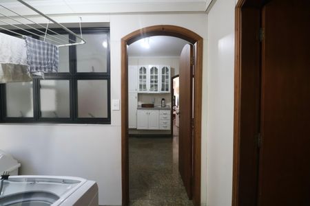 Apartamento para alugar com 174m², 4 quartos e 2 vagas Apartamento para alugar com 174m², 4 quartos e 2 vagasÁrea de Serviço