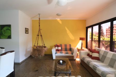 Apartamento para alugar com 174m², 4 quartos e 2 vagas Apartamento para alugar com 174m², 4 quartos e 2 vagasSala