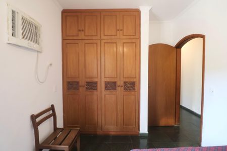 Apartamento para alugar com 174m², 4 quartos e 2 vagas Apartamento para alugar com 174m², 4 quartos e 2 vagasQuarto