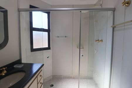 Apartamento para alugar com 174m², 4 quartos e 2 vagas Apartamento para alugar com 174m², 4 quartos e 2 vagasBanheiro Suíte