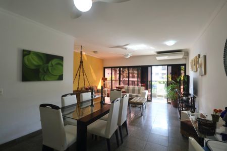 Apartamento para alugar com 174m², 4 quartos e 2 vagas Apartamento para alugar com 174m², 4 quartos e 2 vagasSala