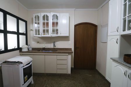 Apartamento para alugar com 174m², 4 quartos e 2 vagas Apartamento para alugar com 174m², 4 quartos e 2 vagasCozinha