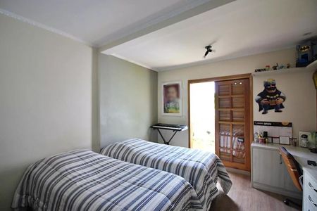 Casa à venda com 169m², 3 quartos e 2 vagas