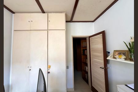 Apartamento à venda com 670m², 4 quartos e 2 vagas Apartamento à venda com 670m², 4 quartos e 2 vagasEscritório