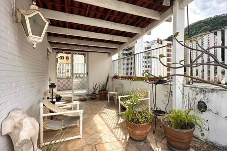 Apartamento à venda com 670m², 4 quartos e 2 vagas Apartamento à venda com 670m², 4 quartos e 2 vagasCobertura