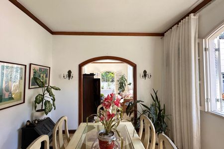 Apartamento à venda com 670m², 4 quartos e 2 vagas Apartamento à venda com 670m², 4 quartos e 2 vagasSala