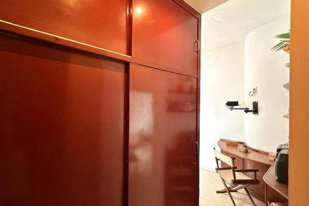 Apartamento à venda com 670m², 4 quartos e 2 vagas Apartamento à venda com 670m², 4 quartos e 2 vagasQuarto 3