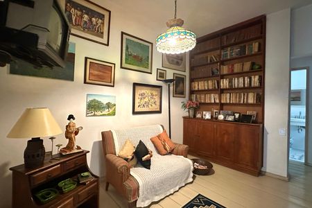 Apartamento à venda com 670m², 4 quartos e 2 vagas Apartamento à venda com 670m², 4 quartos e 2 vagasQuarto 2