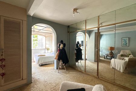 Apartamento à venda com 670m², 4 quartos e 2 vagas Apartamento à venda com 670m², 4 quartos e 2 vagasSuíte