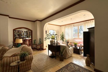 Apartamento à venda com 670m², 4 quartos e 2 vagas Apartamento à venda com 670m², 4 quartos e 2 vagasSala