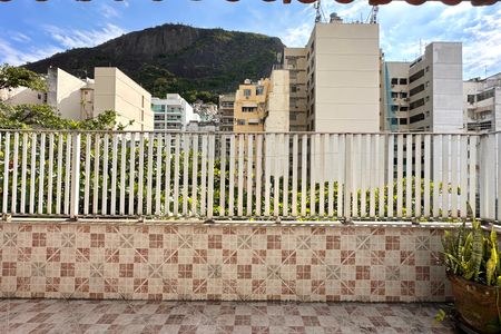 Apartamento à venda com 670m², 4 quartos e 2 vagas Apartamento à venda com 670m², 4 quartos e 2 vagasCobertura