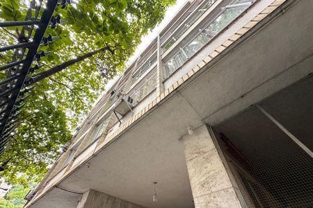 Apartamento à venda com 670m², 4 quartos e 2 vagas Apartamento à venda com 670m², 4 quartos e 2 vagasFachada