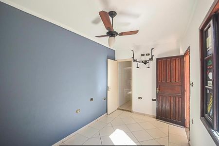 Casa à venda com 400m², 2 quartos e 8 vagas