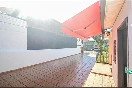 Casa à venda com 400m², 2 quartos e 8 vagas
