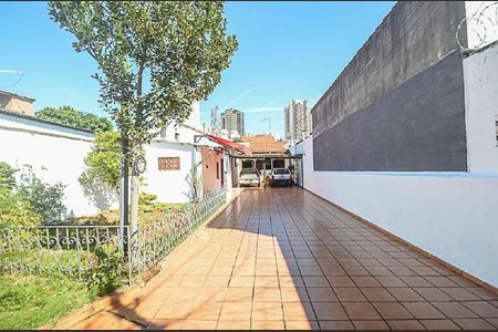 Casa à venda com 400m², 2 quartos e 8 vagas