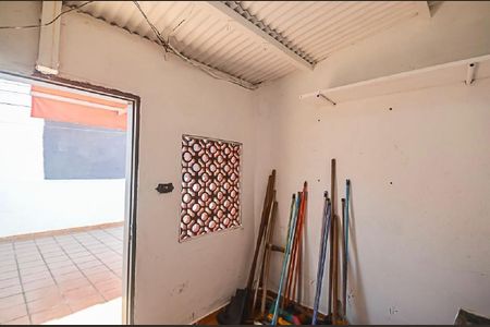 Casa à venda com 400m², 2 quartos e 8 vagas