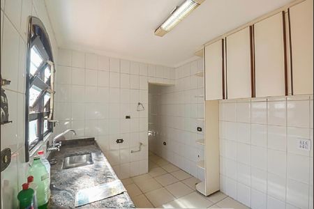 Casa à venda com 400m², 2 quartos e 8 vagas