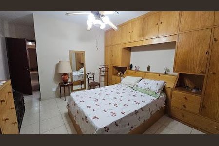 Casa à venda com 8 quartos, 401m² em Piratininga, Niterói