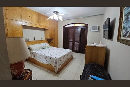Casa à venda com 8 quartos, 401m² em Piratininga, Niterói