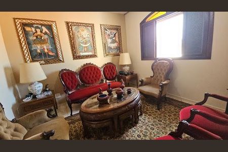 Casa à venda com 8 quartos, 401m² em Piratininga, Niterói