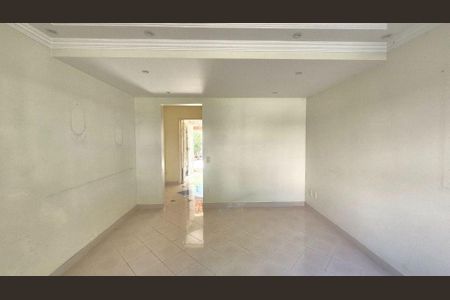 Casa à venda com 2 quartos, 126m² em Rio Pequeno, São Paulo