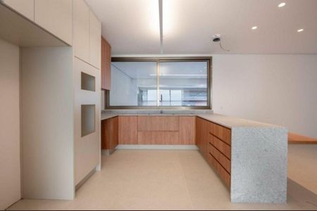 Casa à venda com 420m², 3 quartos e 3 vagas